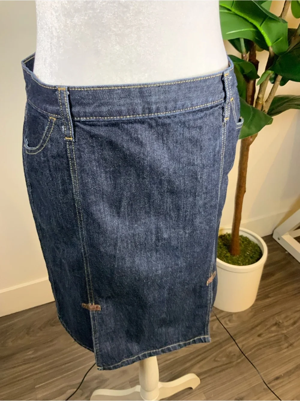GAP Dark Indigo Denim Midi Skirt